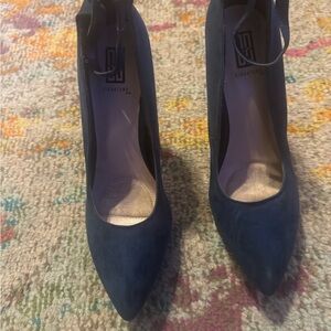 Signature Women's Blue Heels